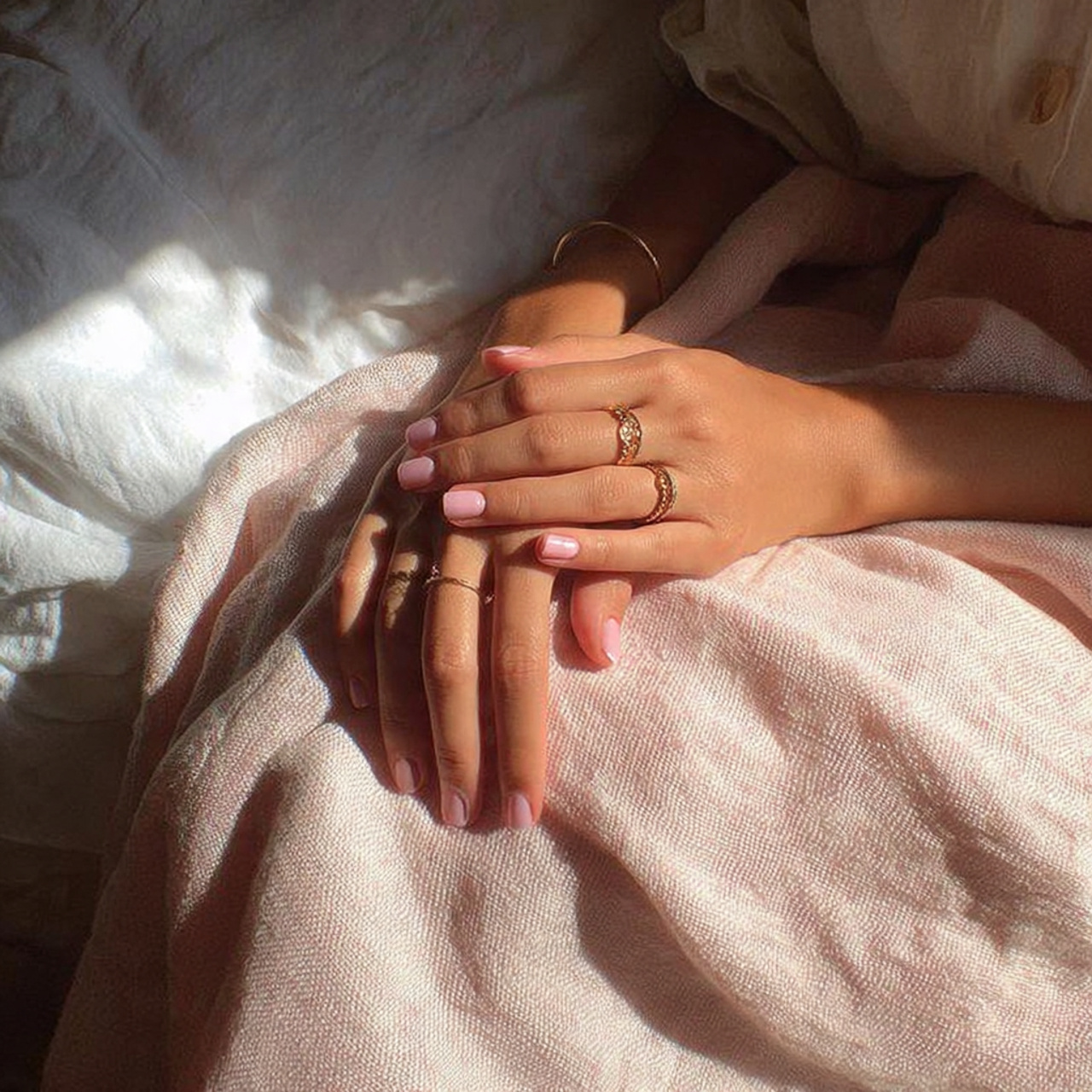 Summer Nails Short – Fresh, Bright & Trendy Ideas 10 Barely There Pink Glow