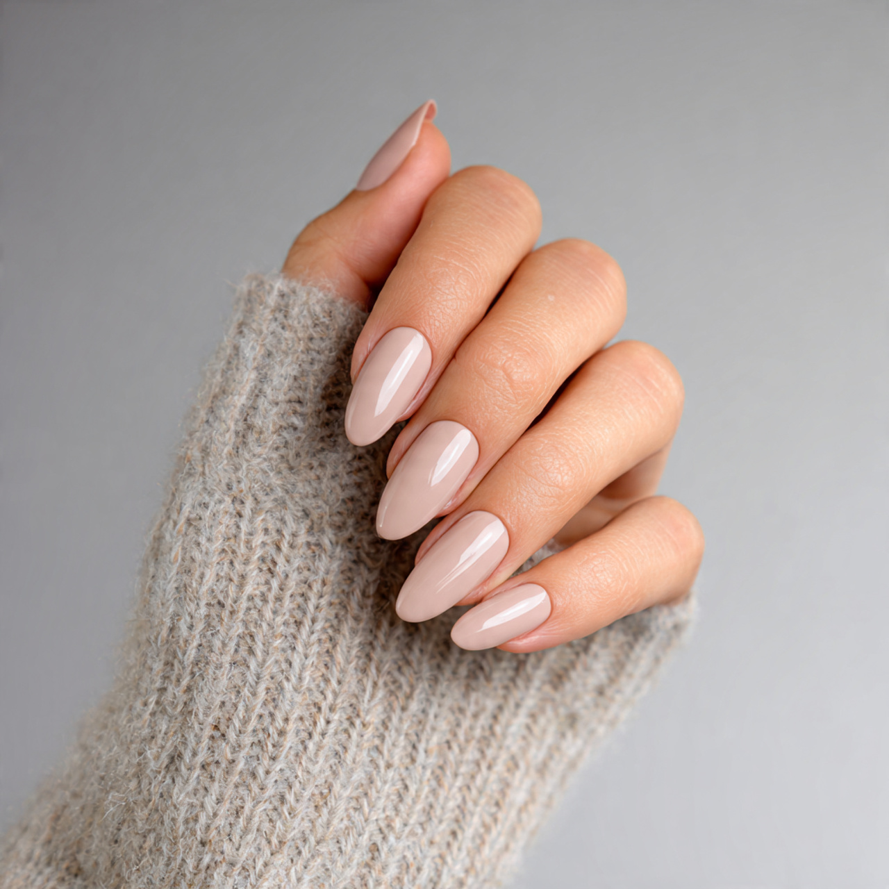 Winter Nails That Feel Cozy, Soft & Beautiful 15 Soft Ice Beige