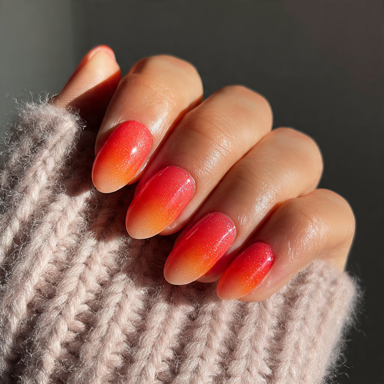 Spring Break Nails – Fun, Bright & Vacation-Ready Ideas 1 Sunset Sorbet Glow