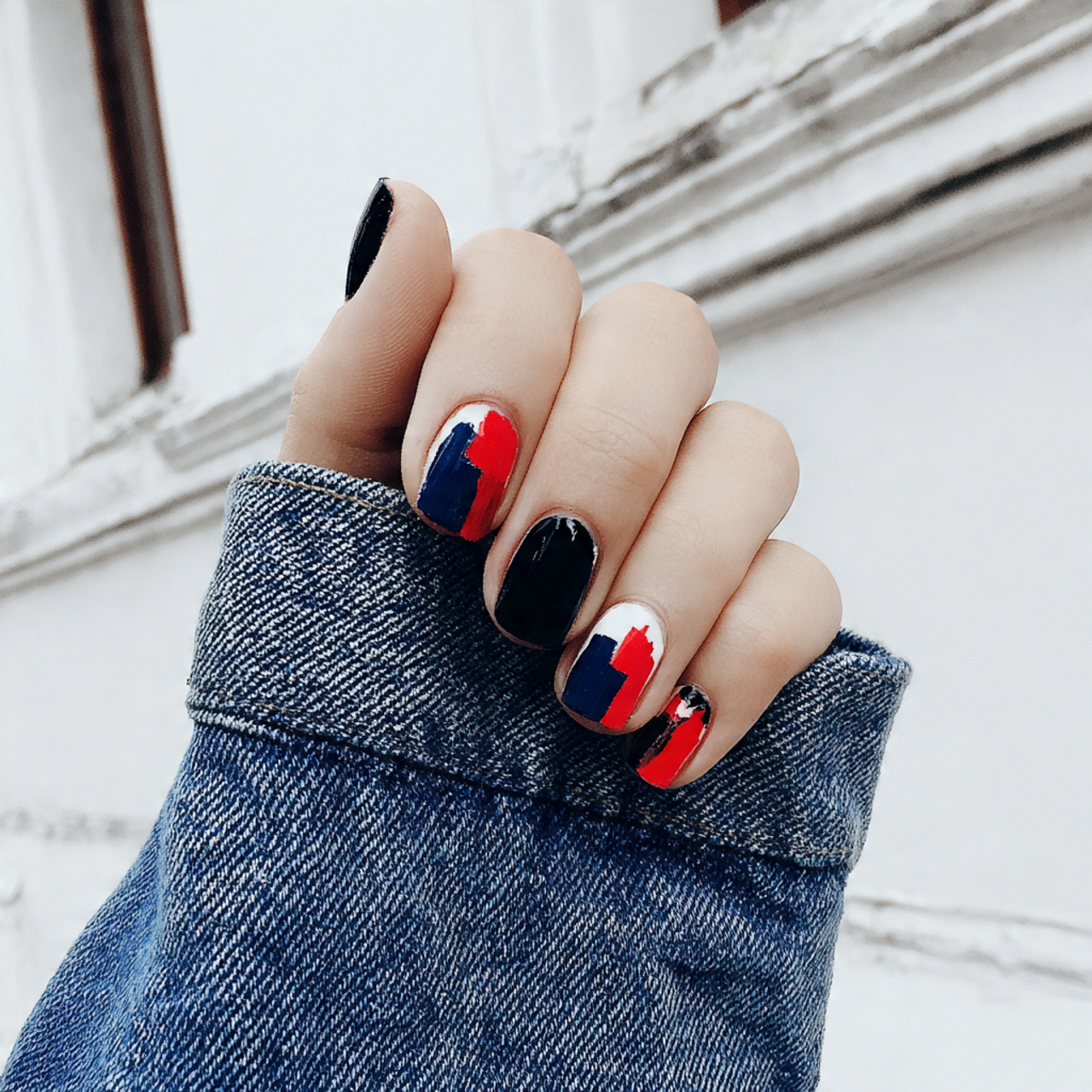 Black and Pink Nails