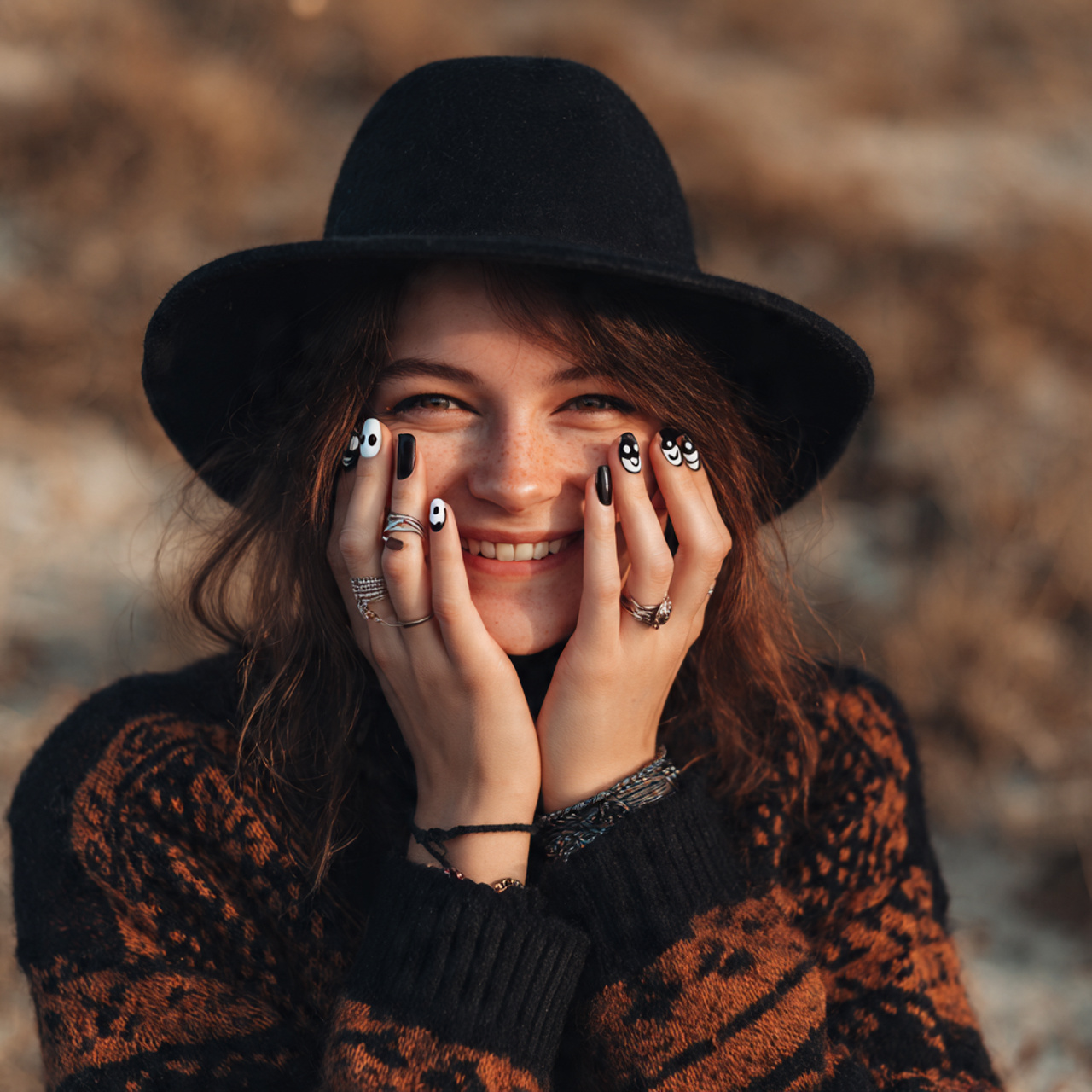 Smiling Ghost Whispers